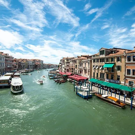 Royal Rialto - Grand Canal View Apartment Venice