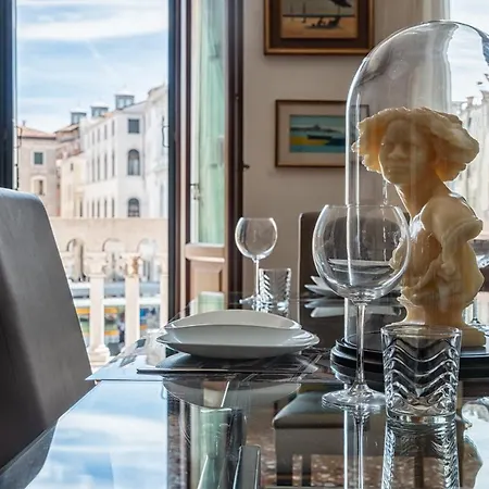 Apartment Royal Rialto - Grand Canal View *