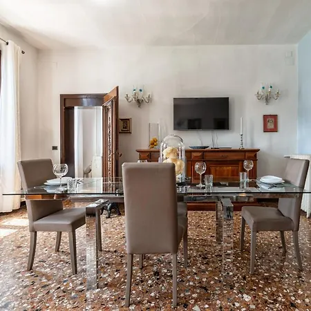 Royal Rialto - Grand Canal View Apartment Venice