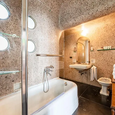 Royal Rialto - Grand Canal View