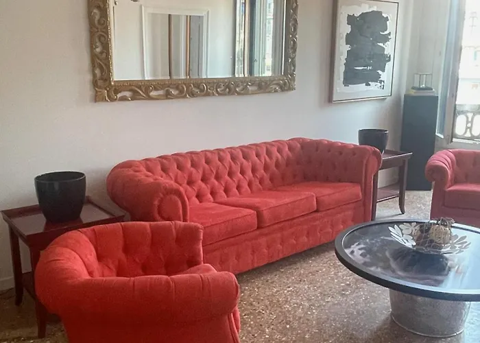 Royal Rialto - Grand Canal View *